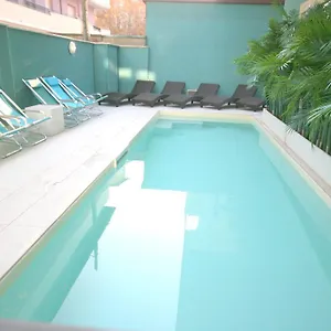 https://residence-beach-paradise.emilia-romagnahotels.net